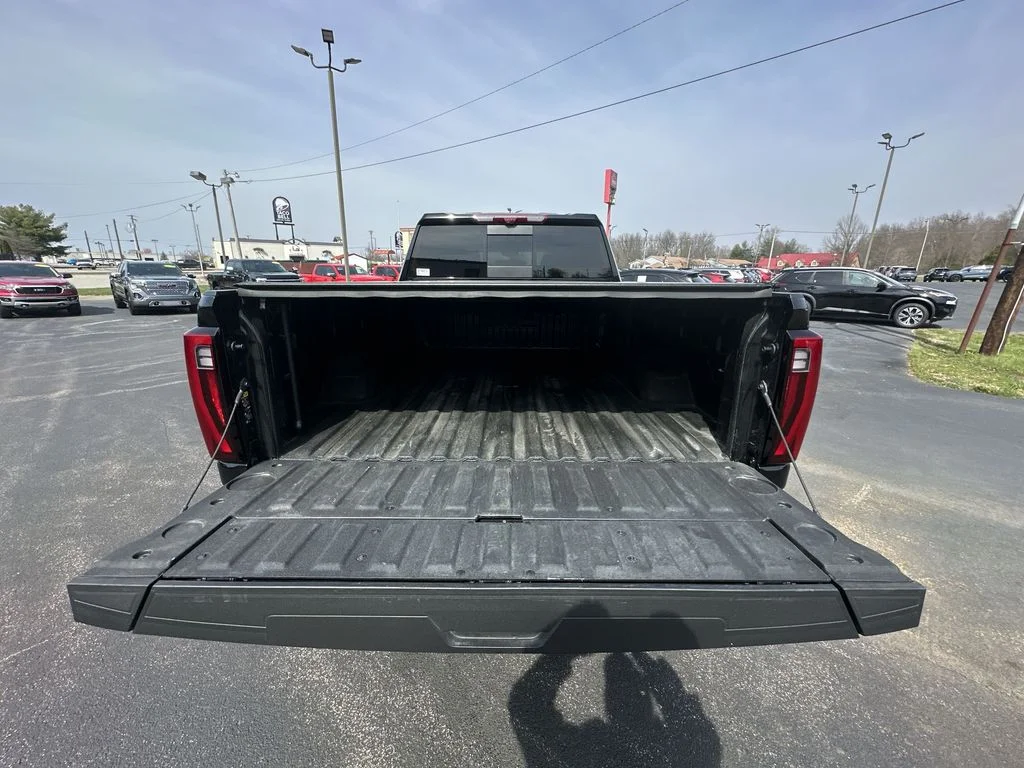 Used 2025 Black GMC Denali Ultimate image 24