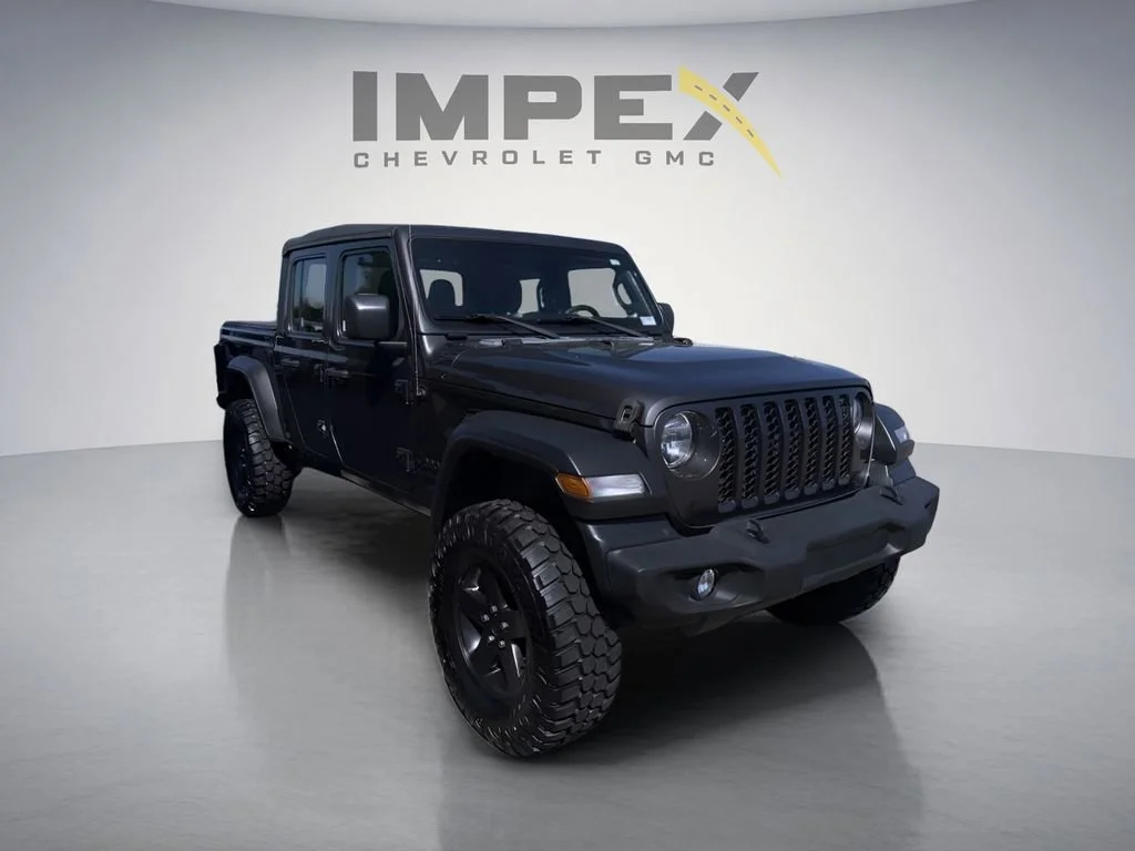 Used 2020  Jeep Sport image 7