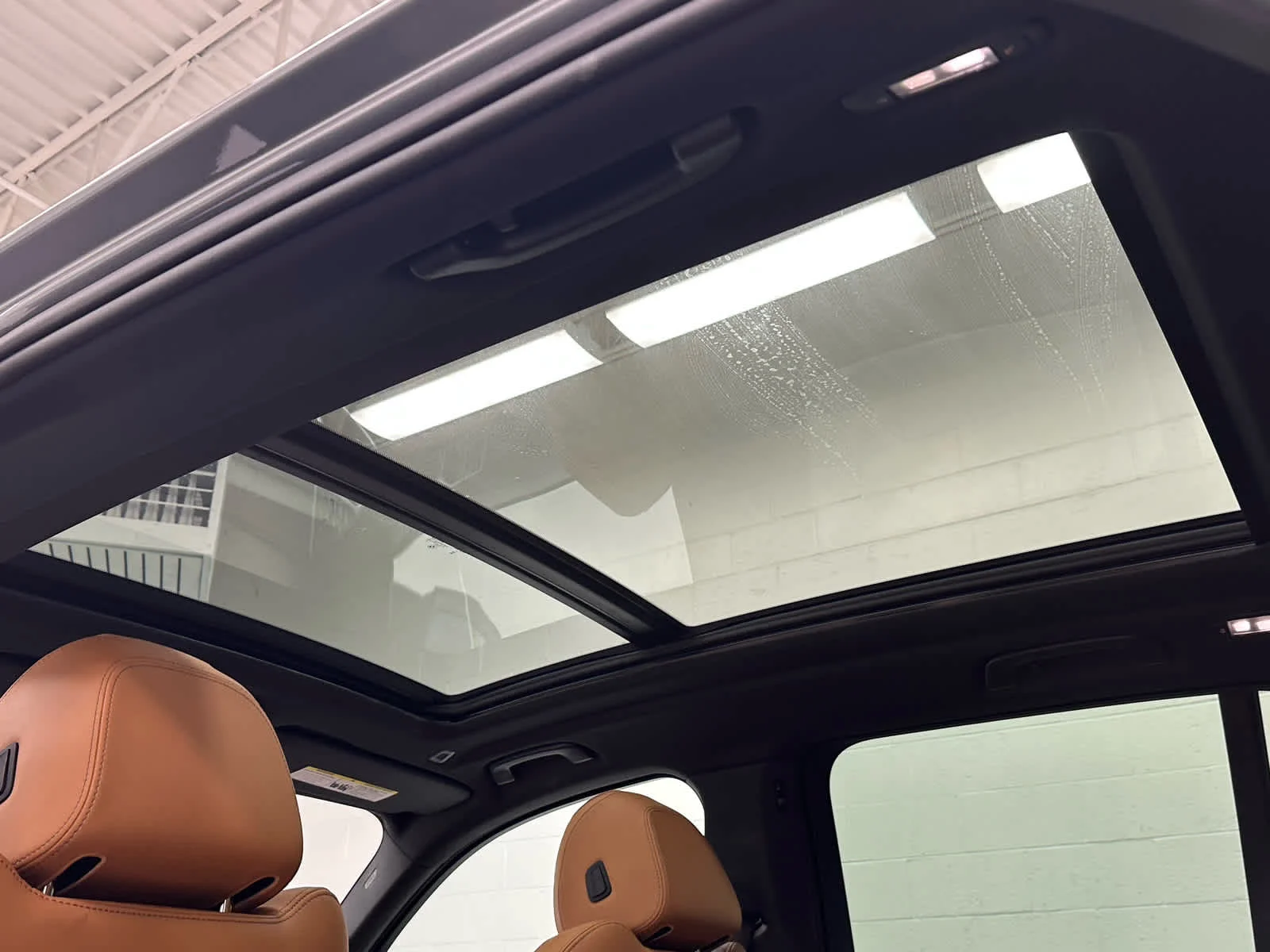 Used 2025 Skyscraper Grey Metallic BMW xDrive40i image 38