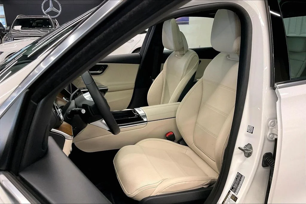 Certified Used 2023 White Mercedes-Benz C 300 image 17
