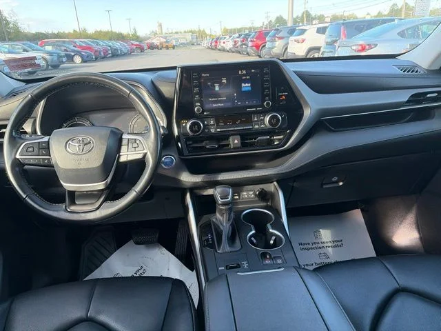 Used 2022 Gray Toyota XLE image 16