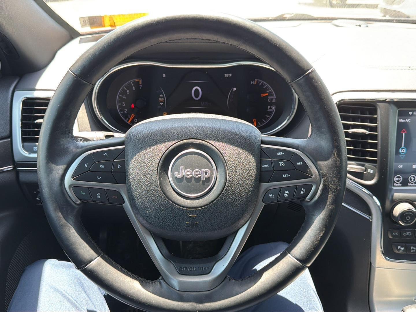 Used 2018 Velvet Red Pearlcoat Jeep Sterling Edition image 13