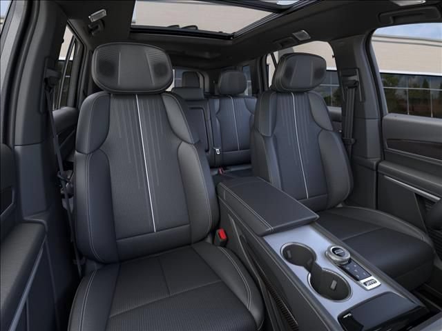 New 2027 Vibrant White Tricoat Cadillac Sport image 16