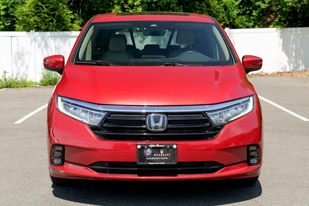 Used 2023 Red Honda EX-L image 2