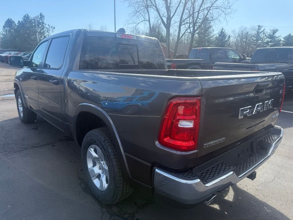 New 2026 Granite Crystal Metallic Clearcoat RAM Big Horn/Lone Star image 6