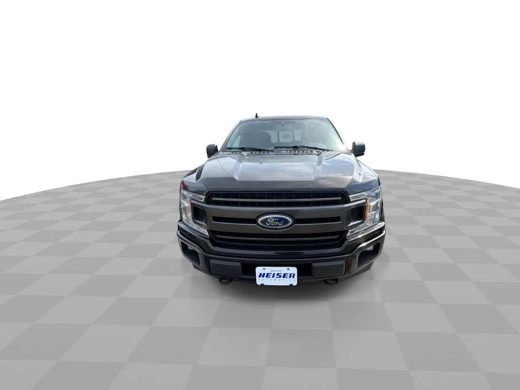 Used 2019 Red Ford XLT image 3