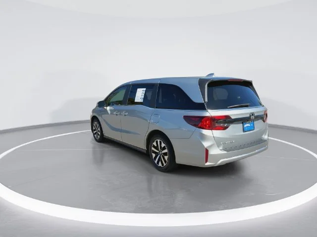 Used 2025  Honda EX-L image 6