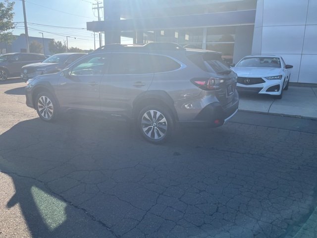 2024 Subaru Outback Limited photo 2