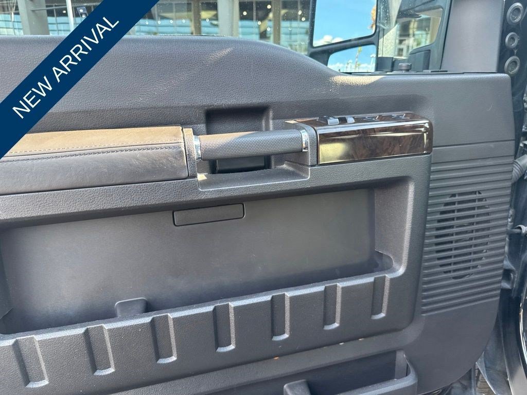 Used 2015 Black Ford Platinum image 11