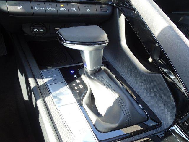 2025 Hyundai Elantra SEL - Photo 13