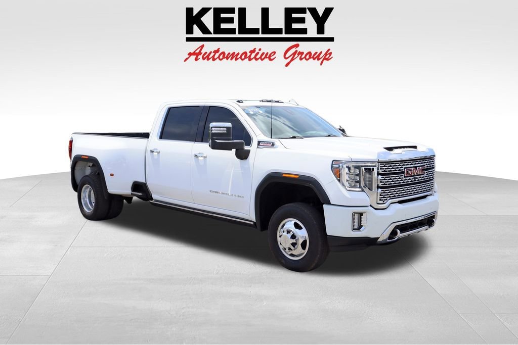 2021 GMC Sierra 4WD Crew Cab Long Box DRW Denali's photo