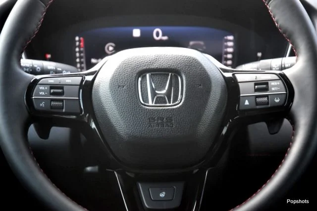 New 2026 Solar Silver Metallic Honda AWD Black Edition image 18