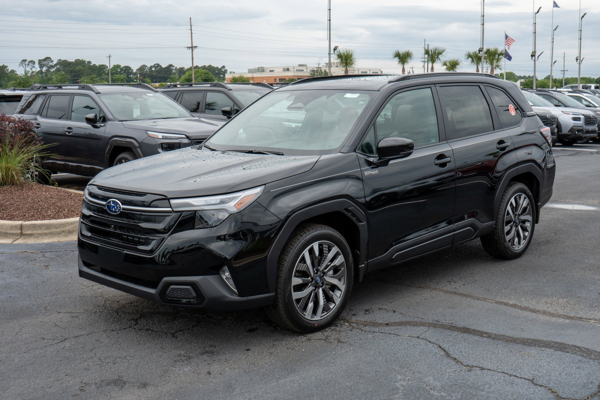 New 2026 CRYSTAL BLACK SILICA Subaru Touring Hybrid image 7