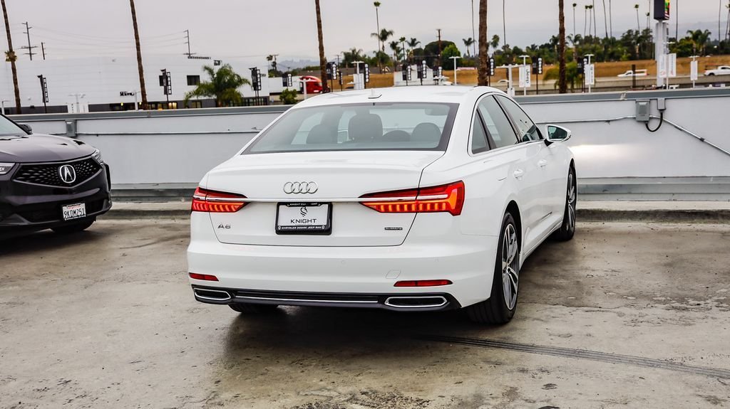 Used 2023 Ibis White Audi 45 Premium image 9