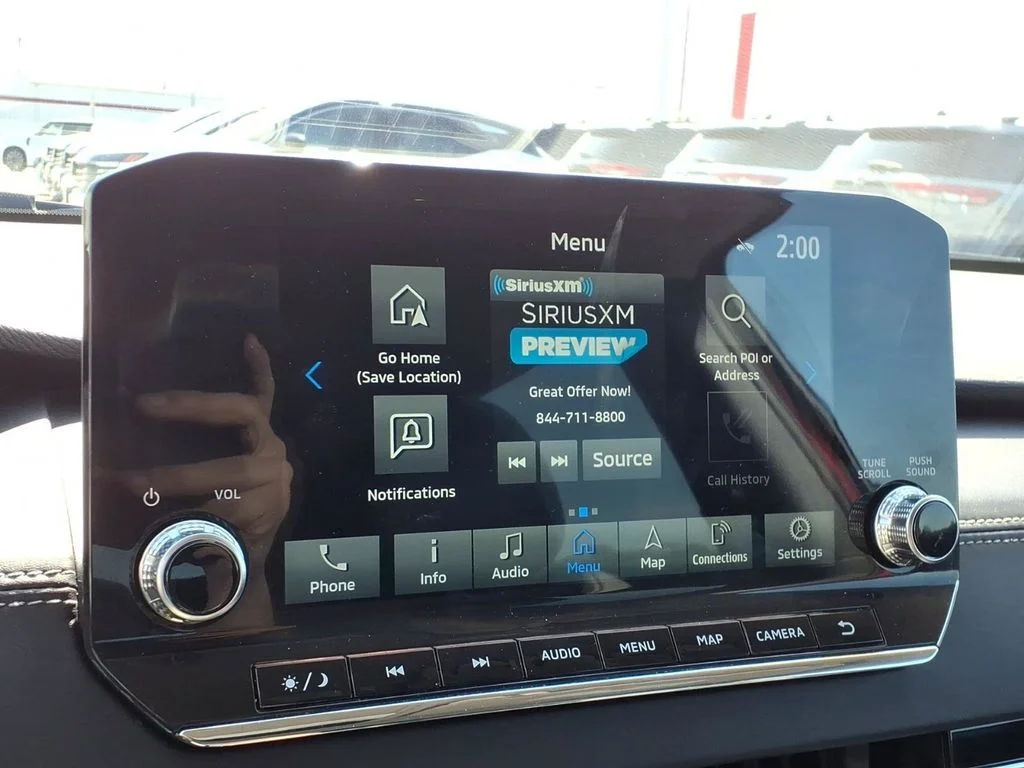 Used 2024 Red Mitsubishi SE image 21