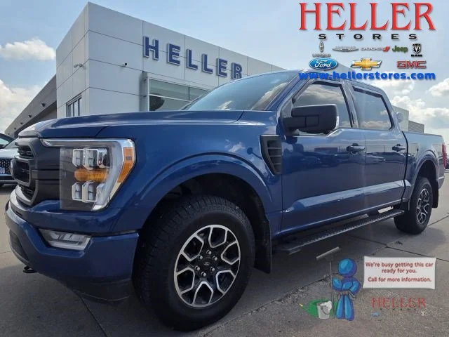 Used 2022 Atlas Blue Metallic Ford XLT image 1