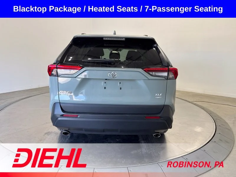 Used 2021  Toyota XLE image 6