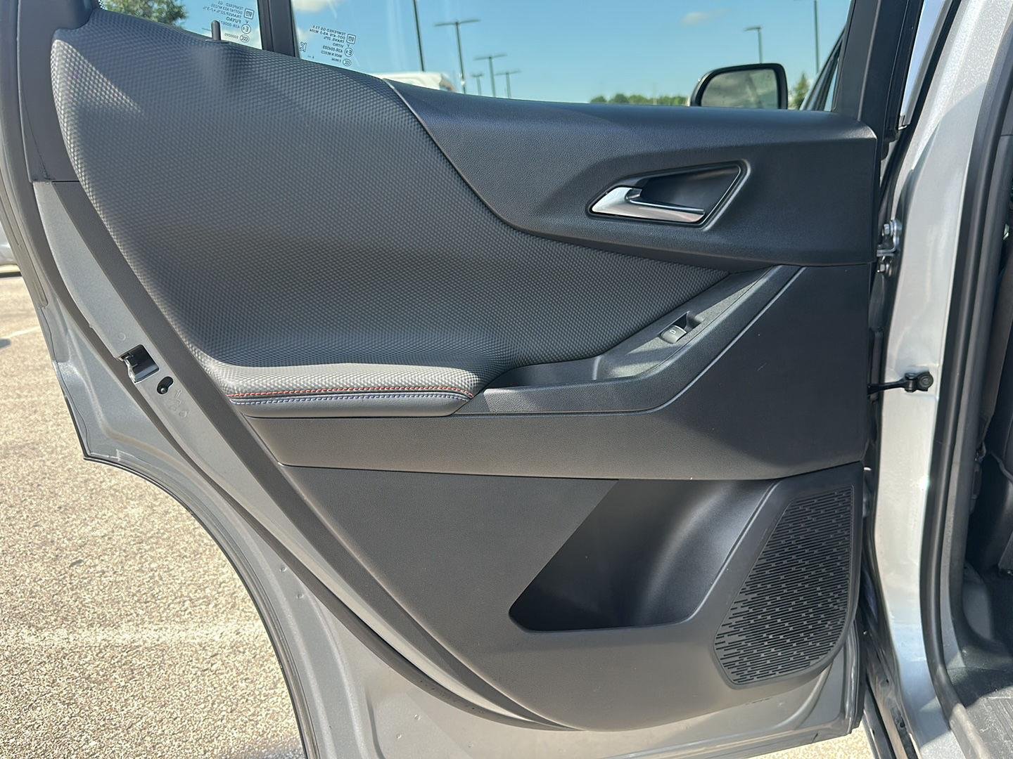 Used 2025 Sterling Gray Metallic Chevrolet AWD RS image 27