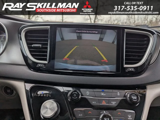 Used 2022 White Chrysler Touring L image 32