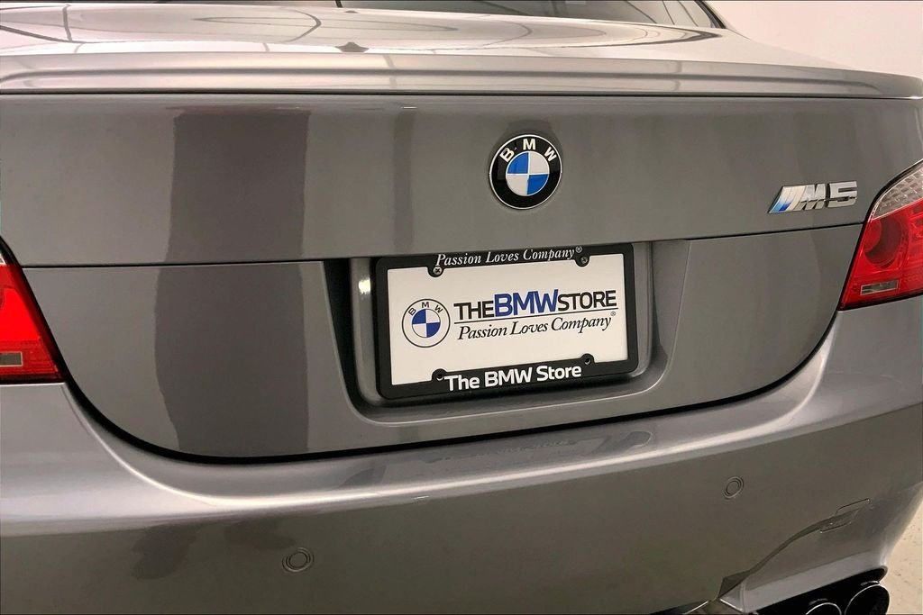 Used 2008 Space Gray Metallic BMW  image 7