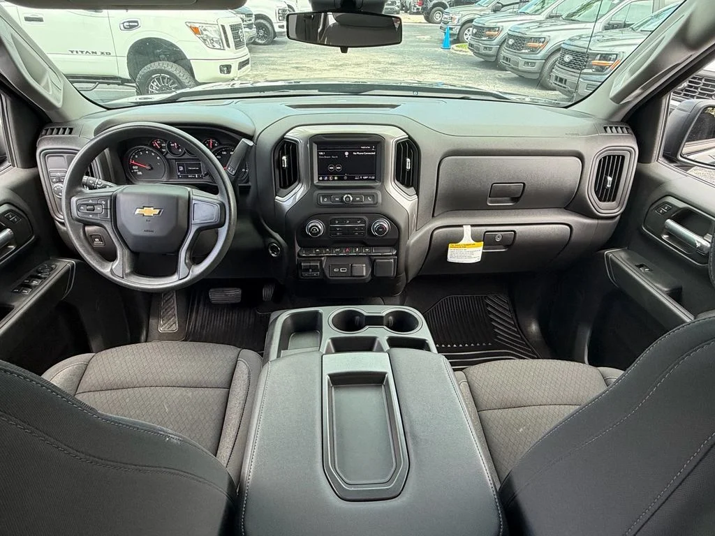 Used 2025 Black Chevrolet Custom image 13