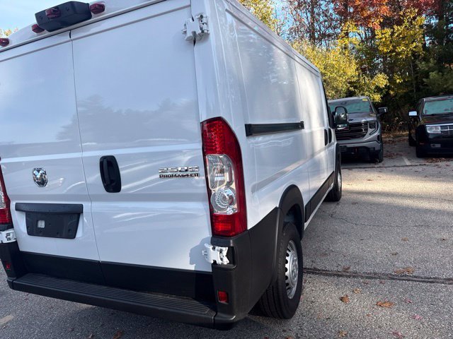 Used 2026 White Ram Base image 4