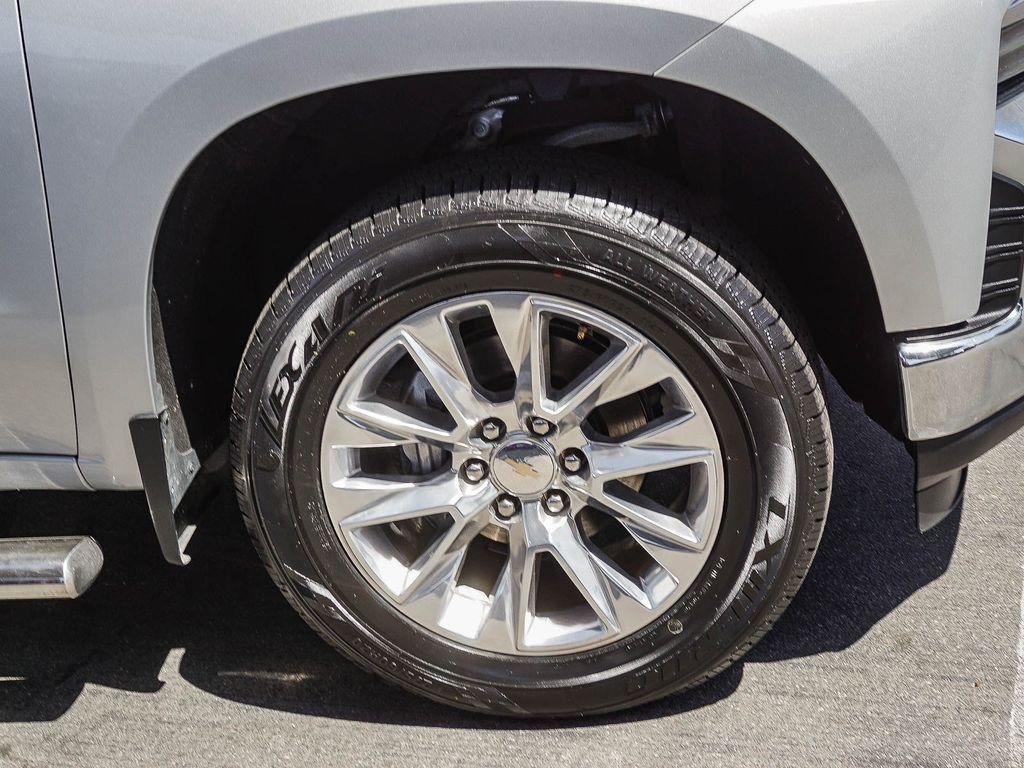 Used 2022 Silver Chevrolet LTZ image 9