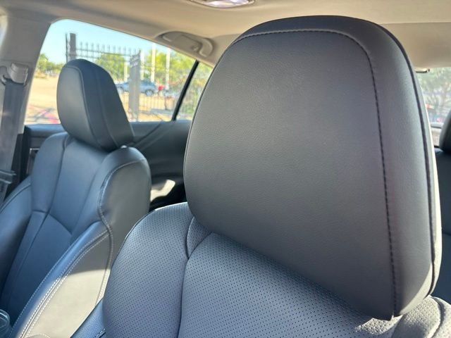 Used 2024 White Subaru Limited image 9