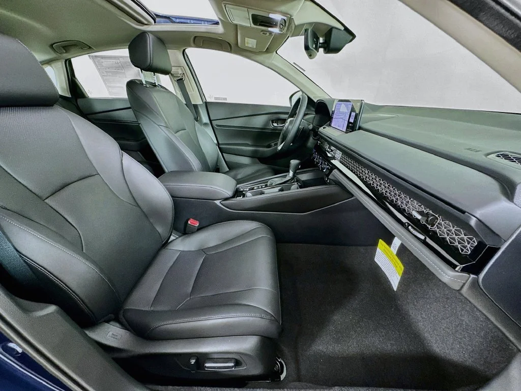 New 2026 Canyon River Blue Metallic Honda Touring image 38