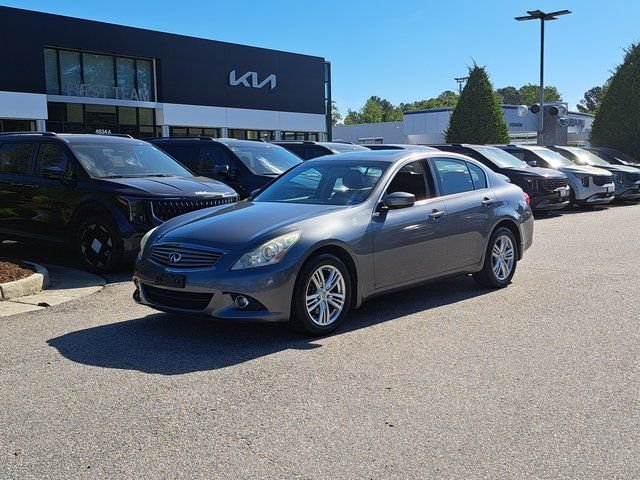 2013 INFINITI G37 X