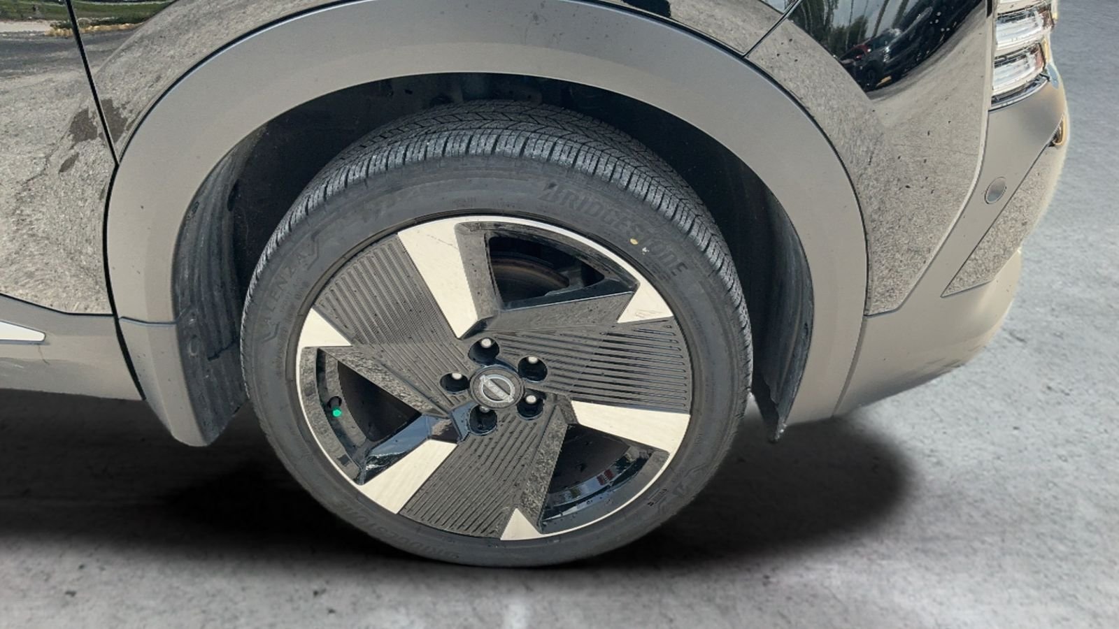 Certified Used 2025 Black Nissan SR image 39