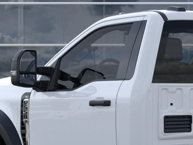 New 2026 Oxford White Ford F-550® XL image 44
