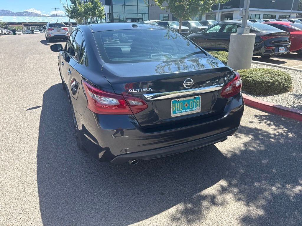 Used 2018 Blue Nissan 2.5 SL image 14