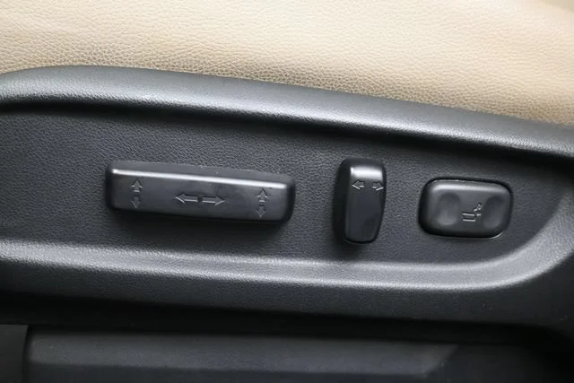 Used 2017 -select- Honda EX-L image 11