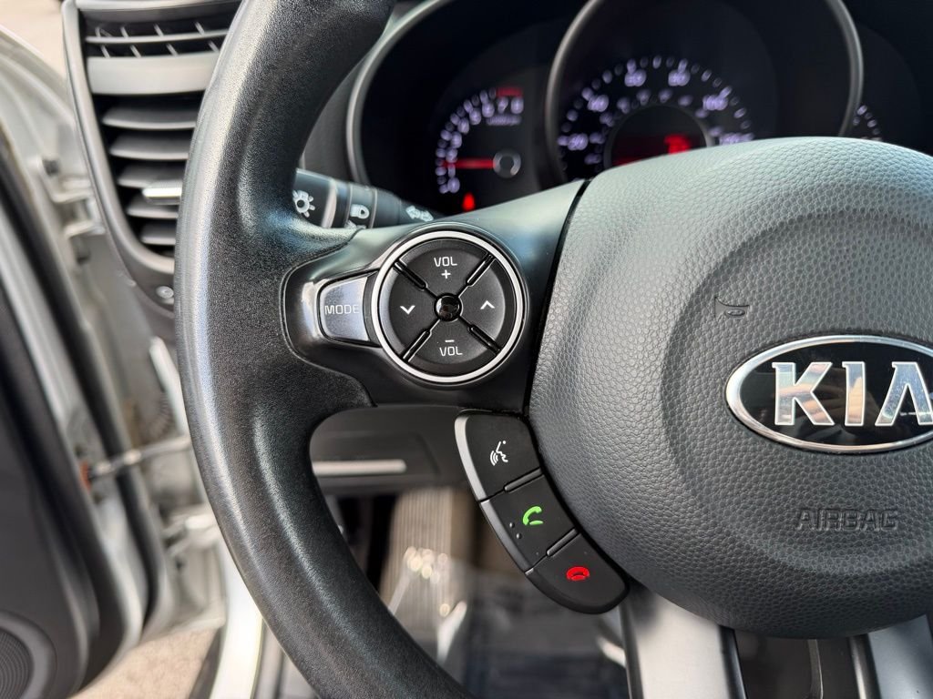 Used 2018 Bright Silver Kia Base image 16