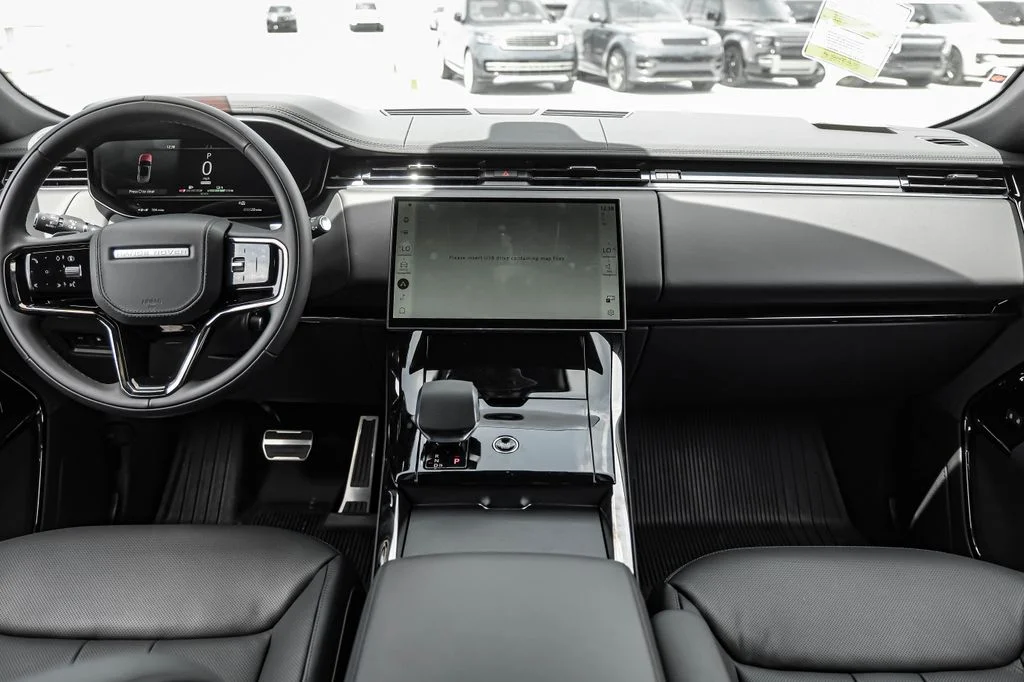 New 2026 Fuji White Land Rover Dynamic SE image 12