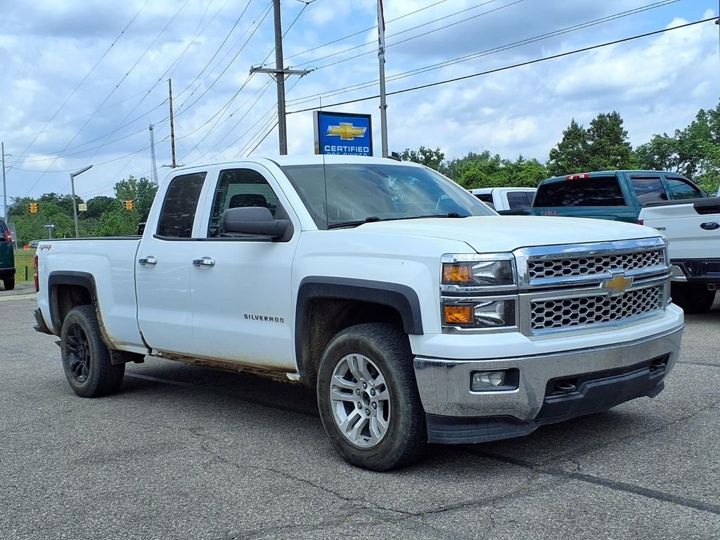 Used 2014 White Chevrolet LT image 3