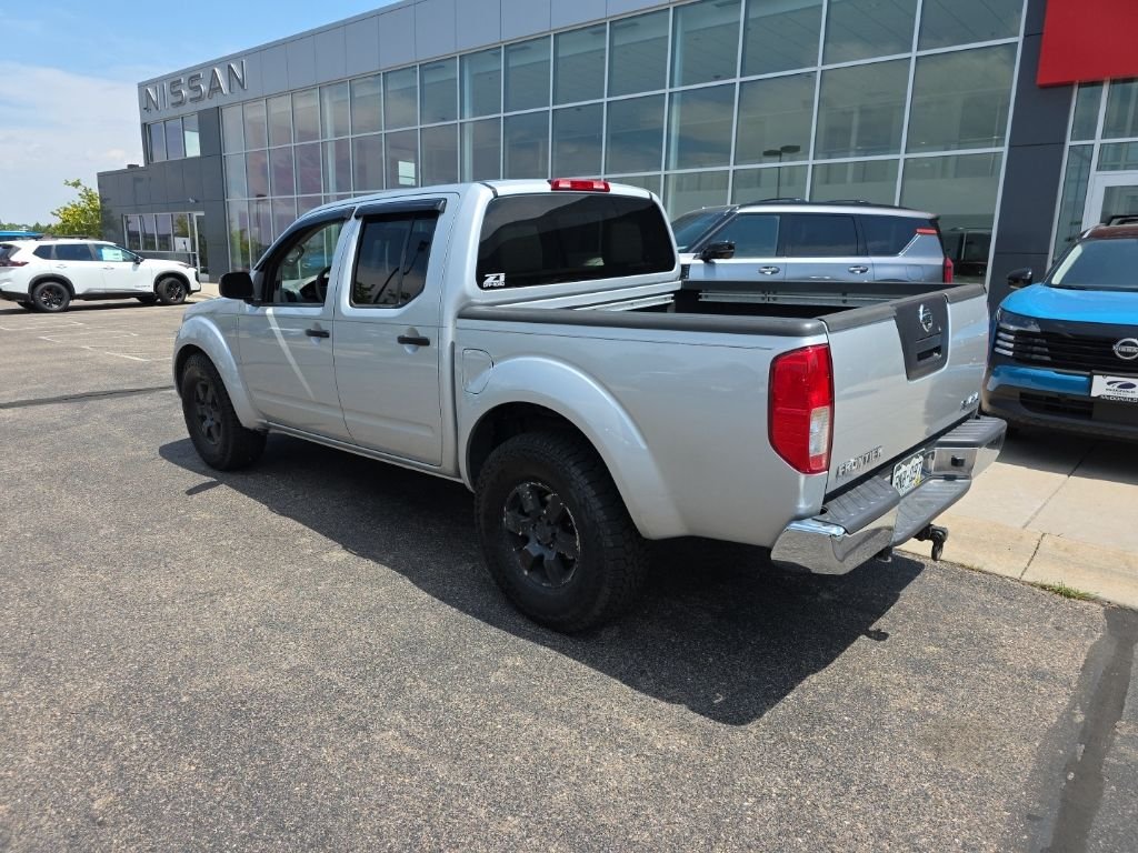 Used 2012 Silver Nissan SV image 4
