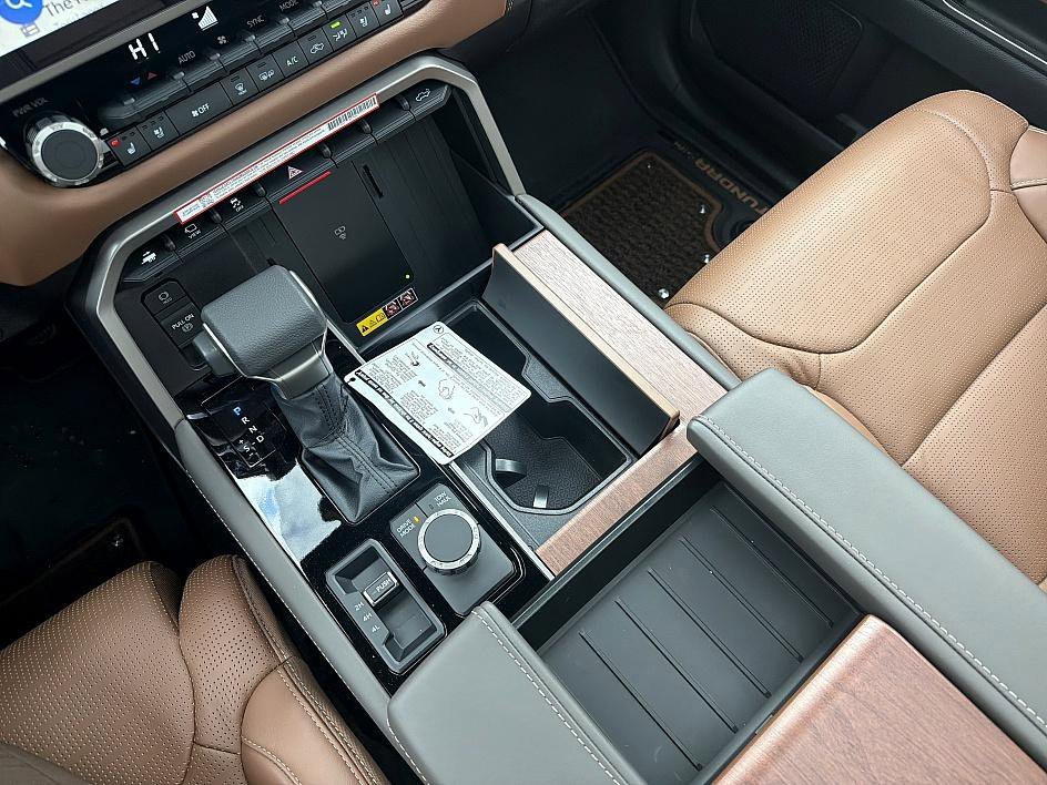 2026 Toyota Tundra 1794 Edition - Photo 17