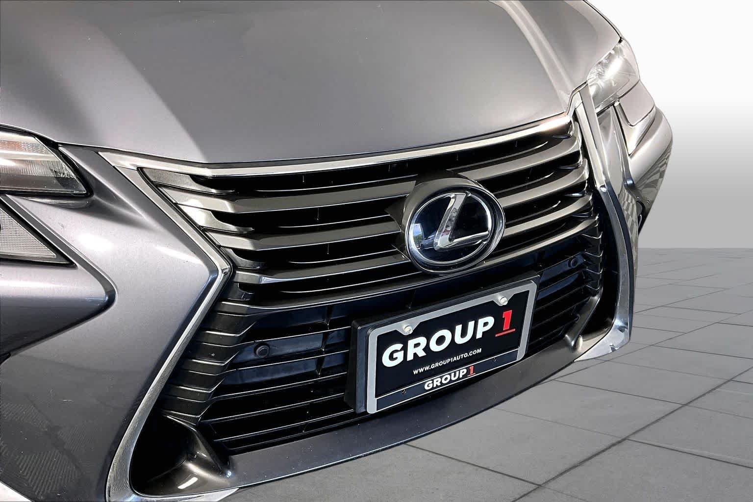 Used 2016 Nebula Gray Pearl Lexus  image 28