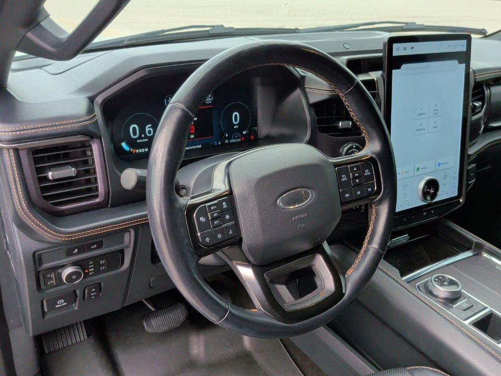 Used 2022 White Ford Platinum image 15