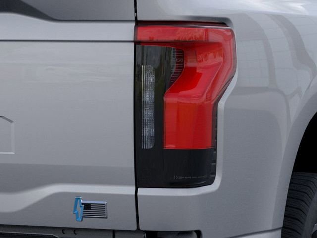 2025 Ford F-150 Lightning Flash - Photo 21