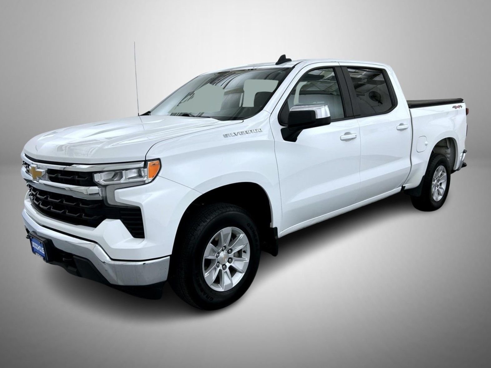 Used 2023 White Chevrolet LT image 1