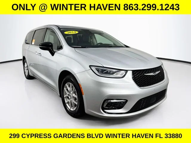 Used 2024 Silver Chrysler Touring L image 1