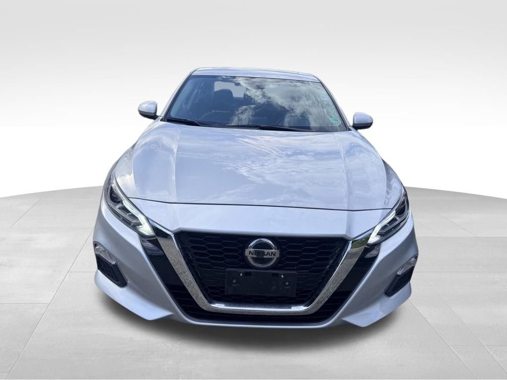 Used 2021 Brilliant Silver Metallic Nissan 2.5 SV image 5