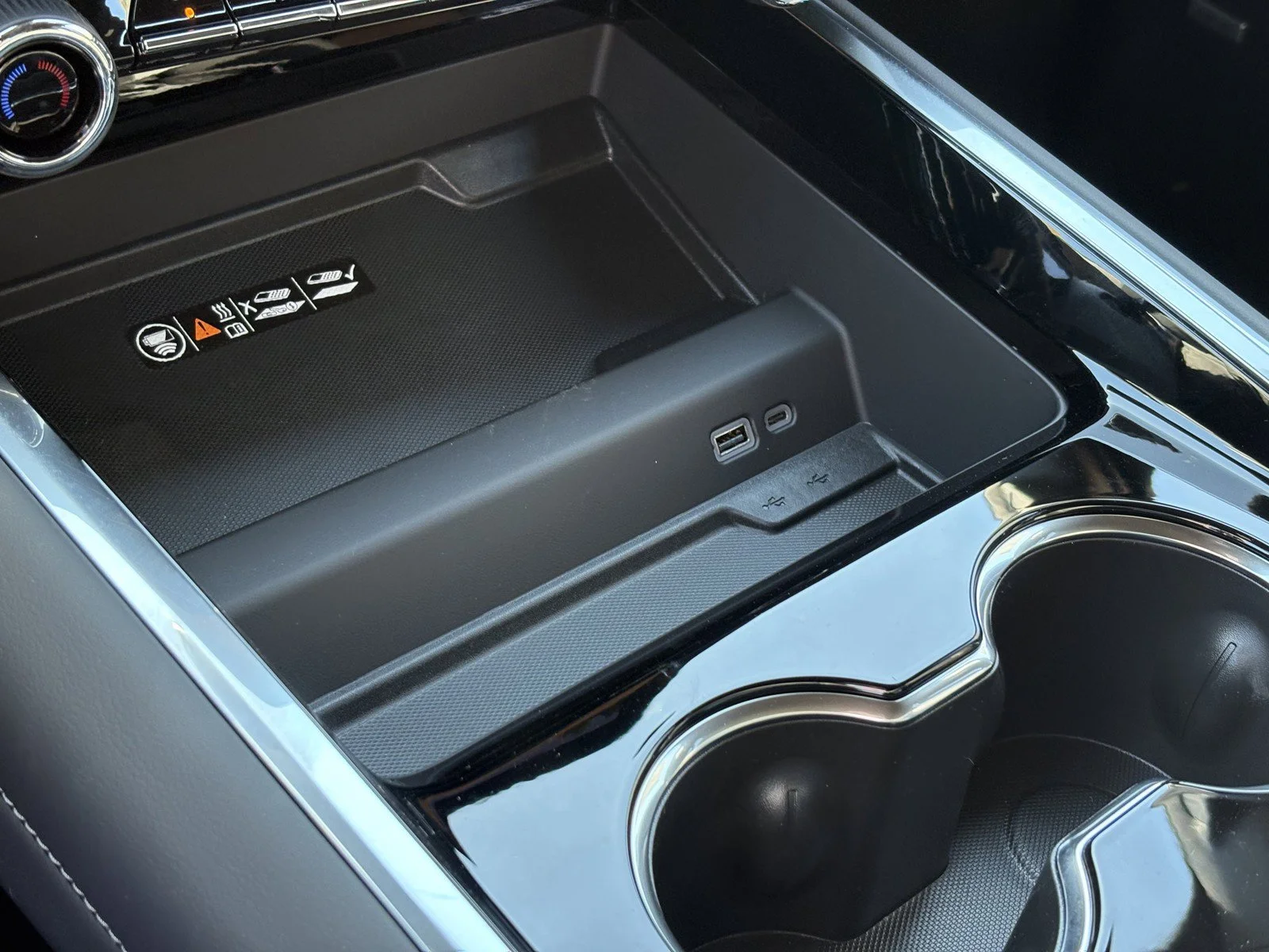 2027 Chevrolet Tahoe LT - Photo 29