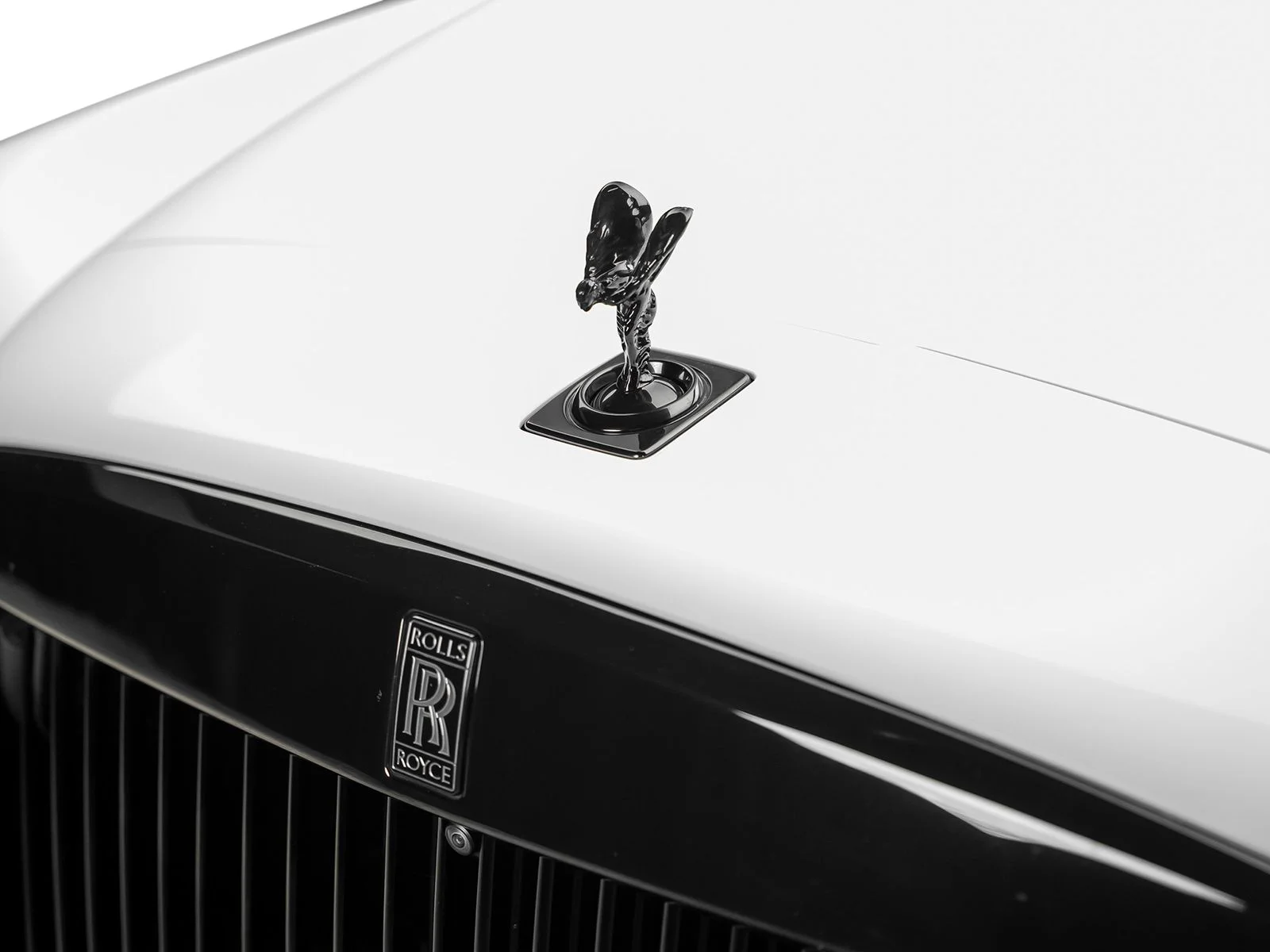 Used 2023 White Rolls-Royce Black Badge image 11