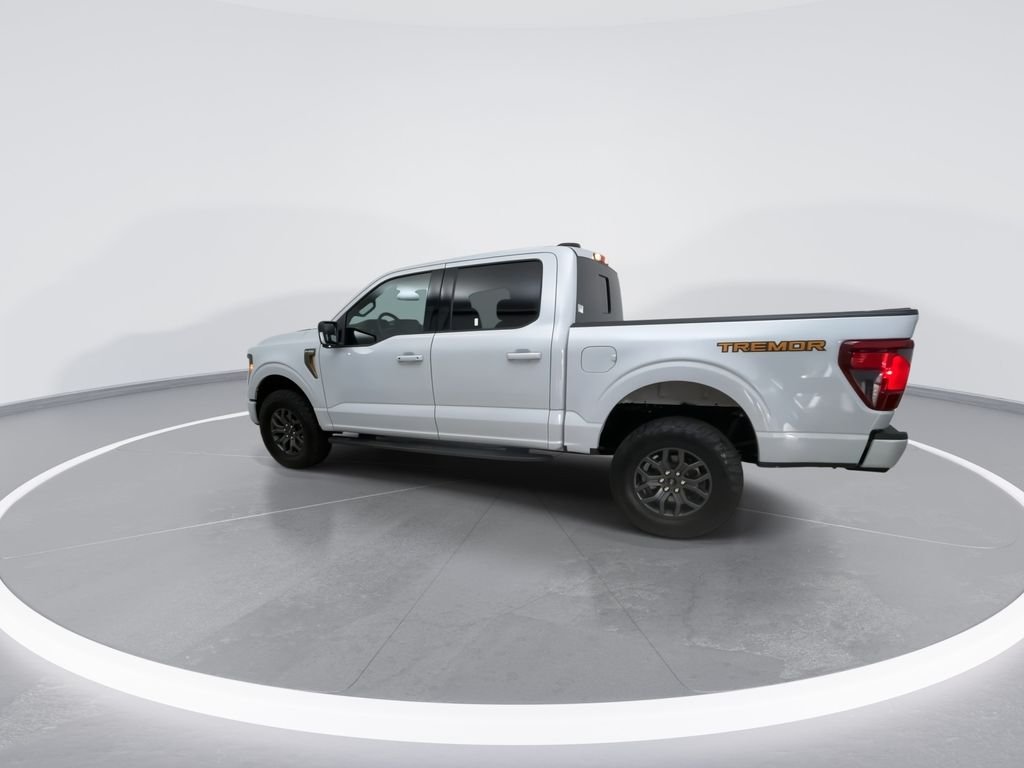 Used 2025 White Ford Tremor image 7
