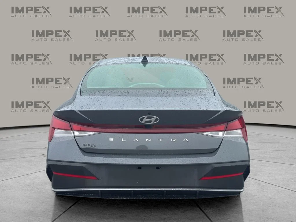 Used 2024 Gray Hyundai SEL image 4