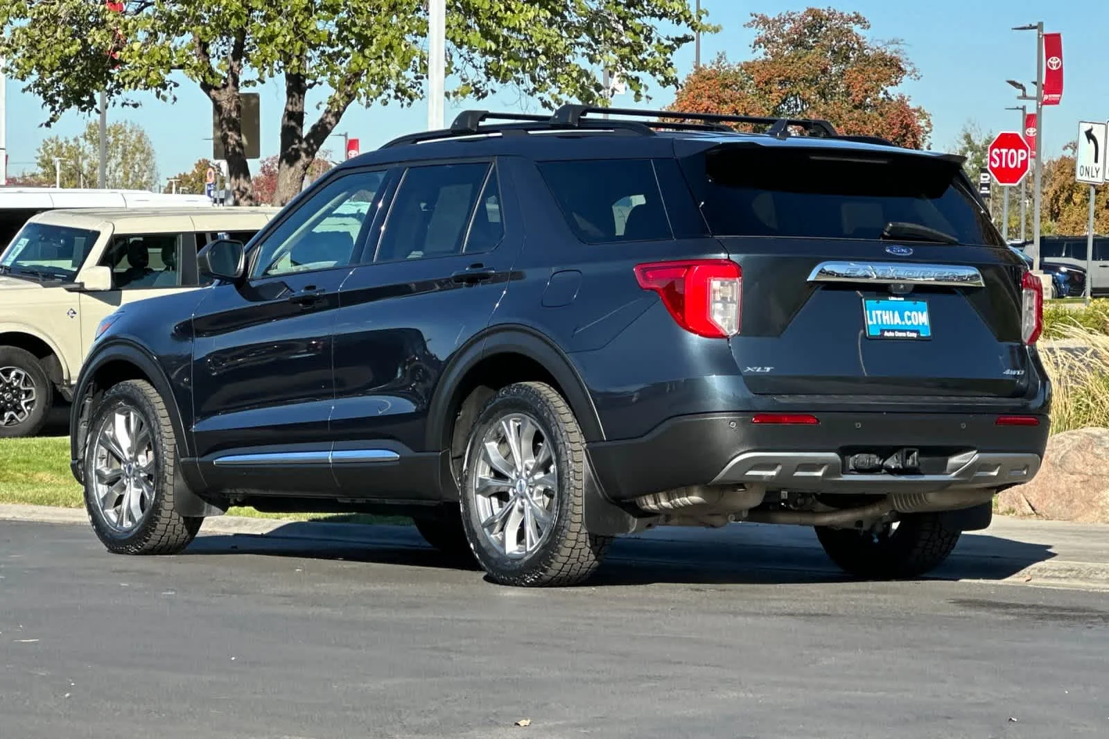 Certified Used 2023 Stone Blue Metallic Ford XLT image 6